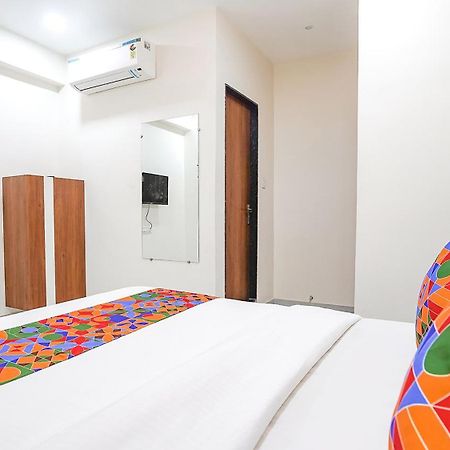 Fabhotel Vishala In Ahmedabad Exterior foto